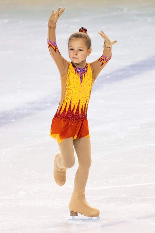 szycie strojów do gimnastyki artystycznej leotards